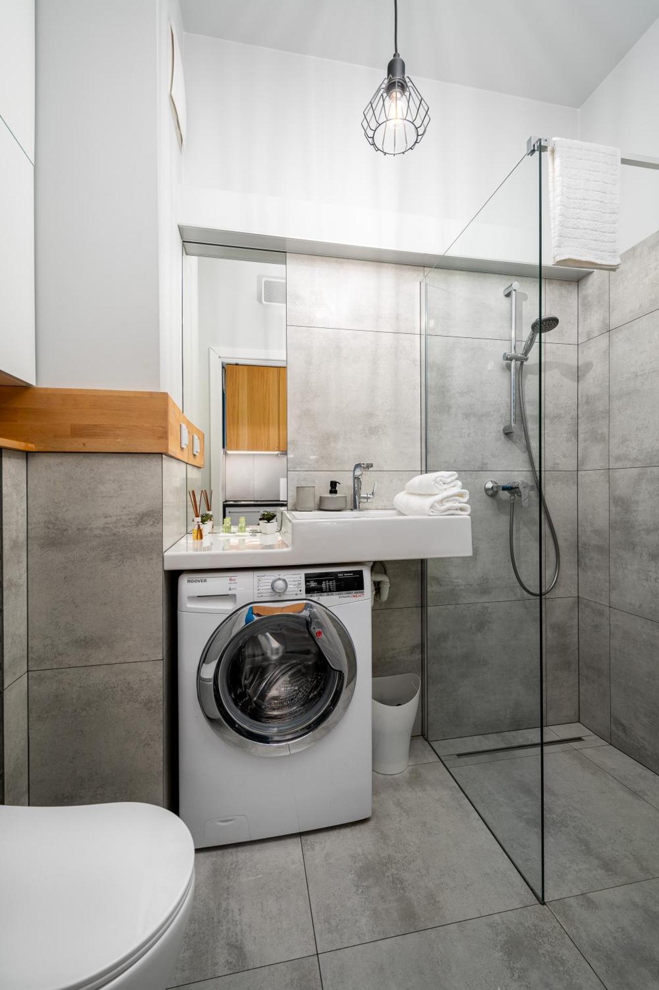 Apart D&k Free Parking Aleja Prymasa Tysiaclecia 83a Apartament