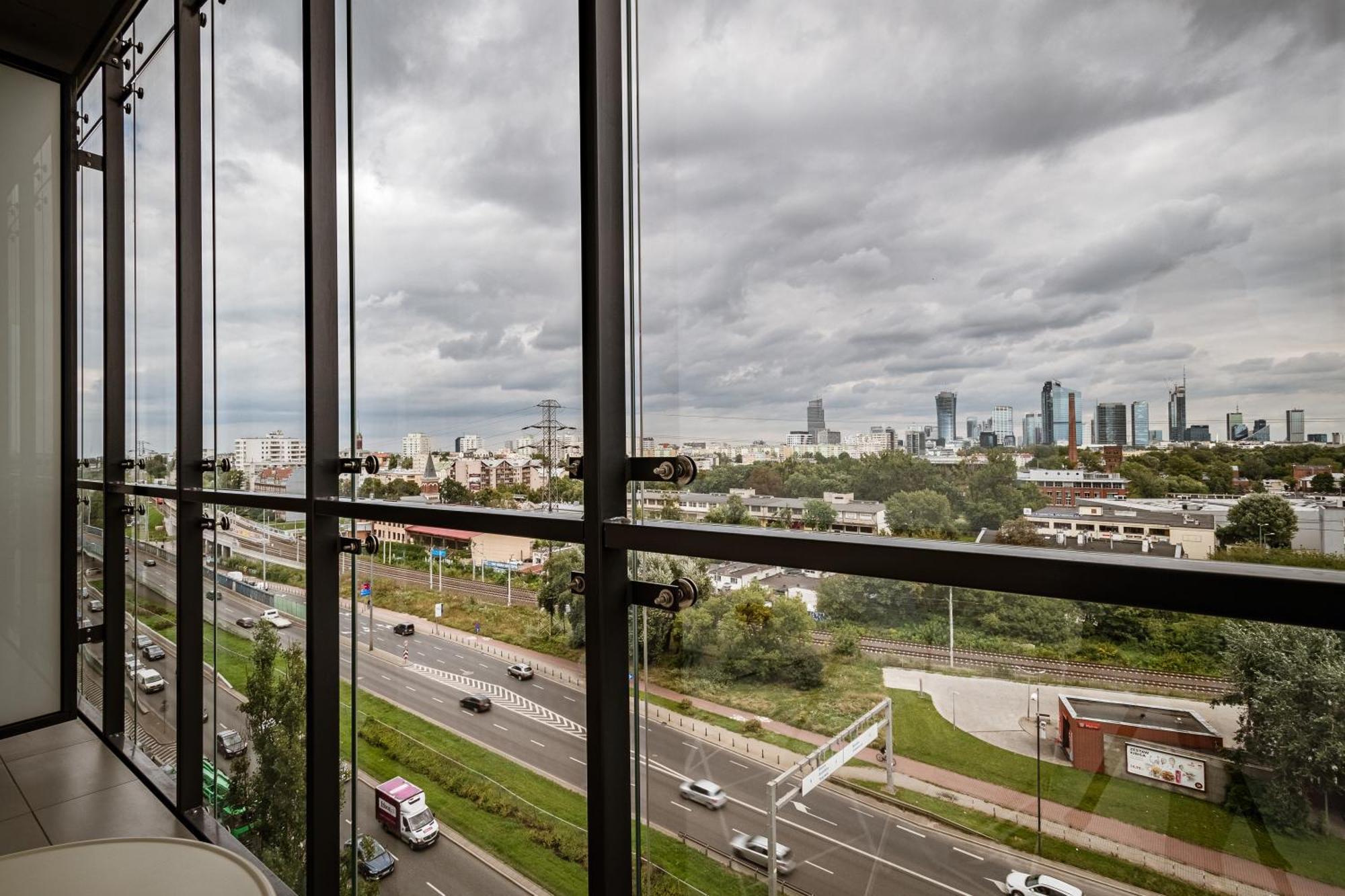 Apart D&k Free Parking Aleja Prymasa Tysiaclecia 83a Apartament Warszawa